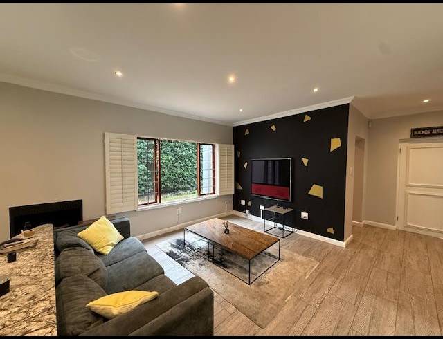 3 BEDROOM PROPERTY TO RENT IN BRYANSTON